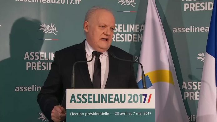francois-asselineau-se-presente-en-candidat-en-rupture-avec-la-pensee-dominante-20170310-1154-508245-0@1x