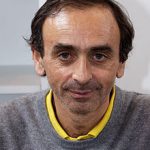 220px-Paris_-_Salon_du_livre_2012_-_Eric_Zemmour_-_001
