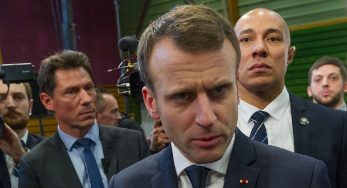vf_macron_insultes_slider_2914