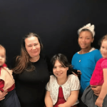 la-naine-sociopathe-a-trouve-une-nouvelle-famille-d-accueil1