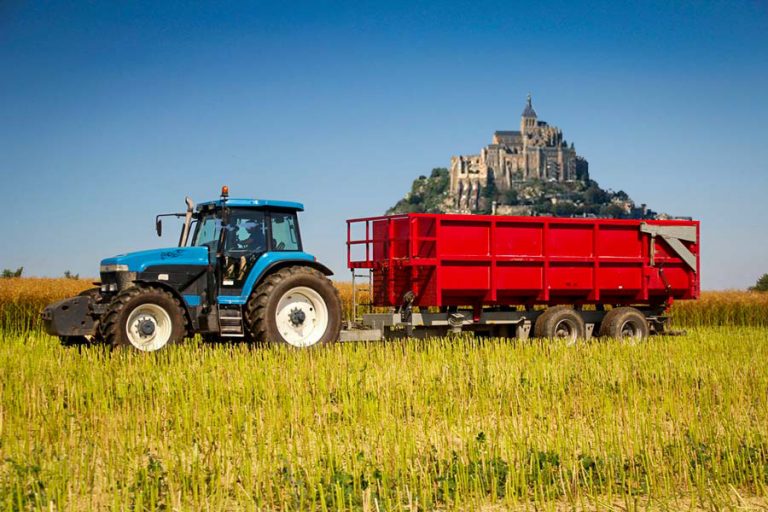 Pour éviter la pollution, le Mont-St-Michel va être déplacé dans le Pas-de-Calais