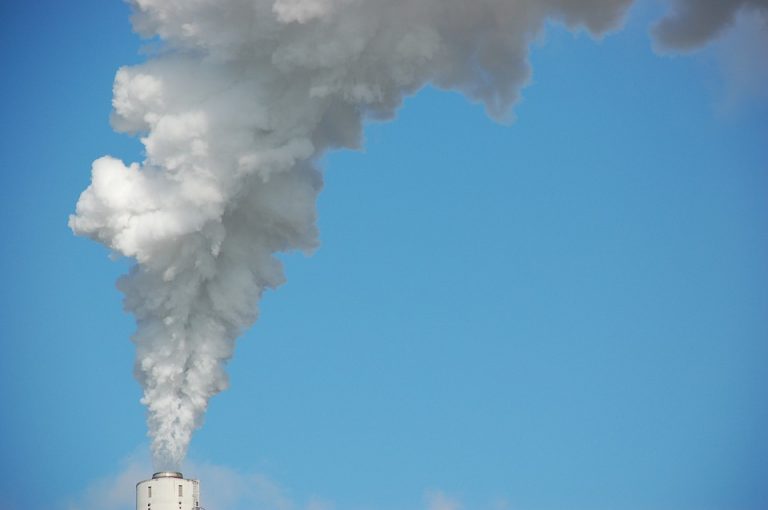 Explosion dans l&rsquo;Usine d&rsquo;homéopathie de Boive, du monoxyde de dihydrogène dispersé dans l&rsquo;air