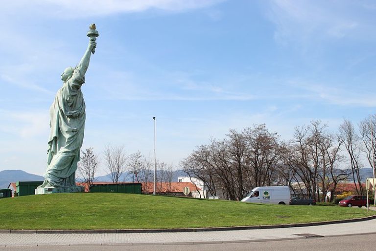 Municipales 2020 – Griveaux propose de remplacer la tour Eiffel par la statue de la liberté