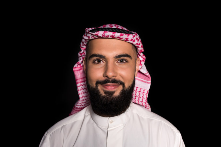 Japon – Un musulman sur le point de manger un steak de Kobe appel son imam afin de vérifier si l&rsquo;abattage en hélicoptère est halal
