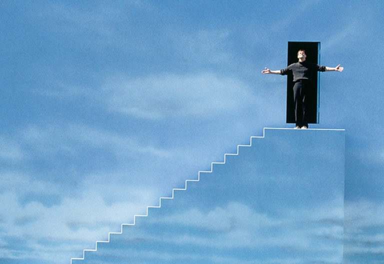 Carte Blanche signée par 7 milliards d&rsquo;humains: « On aimerait bien que s&rsquo;arrête ce Truman Show »