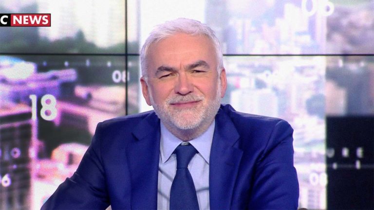 ALERTE INFO: Pascal Praud a reçu une balle en pleine tête: Aucun organe vital touché