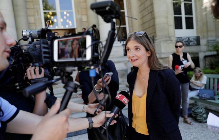 Aurore Bergé rejoint les verts « J&rsquo;ai toujours été écologiste, ma Mini est verte d&rsquo;ailleurs »