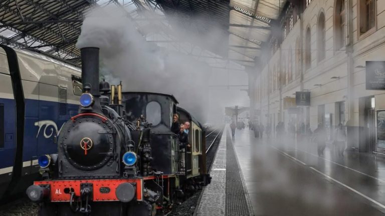 Avec 60 ans de retard, un train finit par arriver dans la mauvaise gare