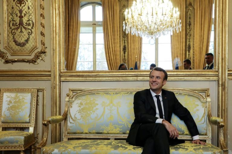 Loi pour déloger les squatters : E.MACRON préparerait ses valises !