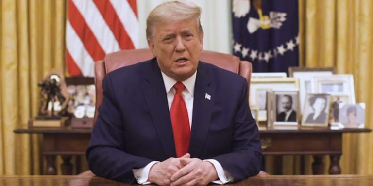 Donald Trump gracie tous les prisonniers des États-Unis et les libère à la veille de l&rsquo;investiture de Joe Biden