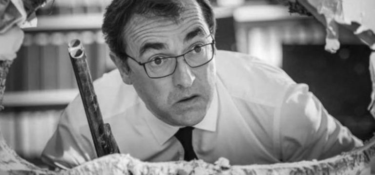 « Péter sera dorénavant interdit dans les transports en commun » annonce le premier ministre