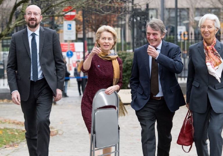 La présidente de la commission Ursula Vonderleyen ne se fera pas avoir une 2eme fois.