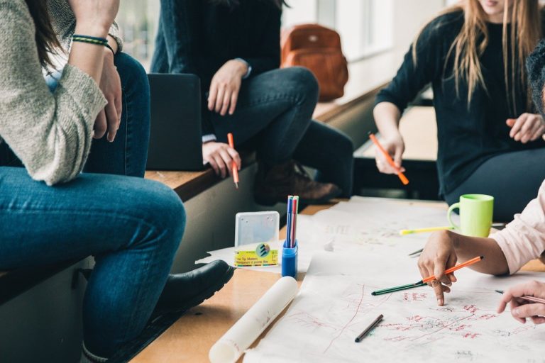Les stylos personnalisés : Un véritable outil marketing pour se démarquer de la concurrence