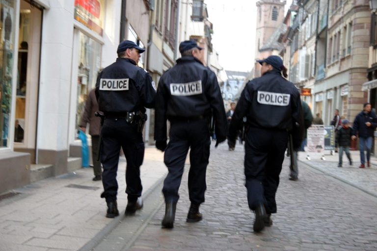 Paris : un contrôle de police en banlieue se passe bien