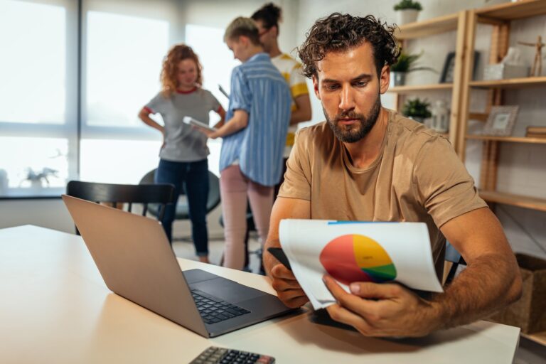 Les Avantages de Devenir Auto-Entrepreneur : Simplicité et Flexibilité