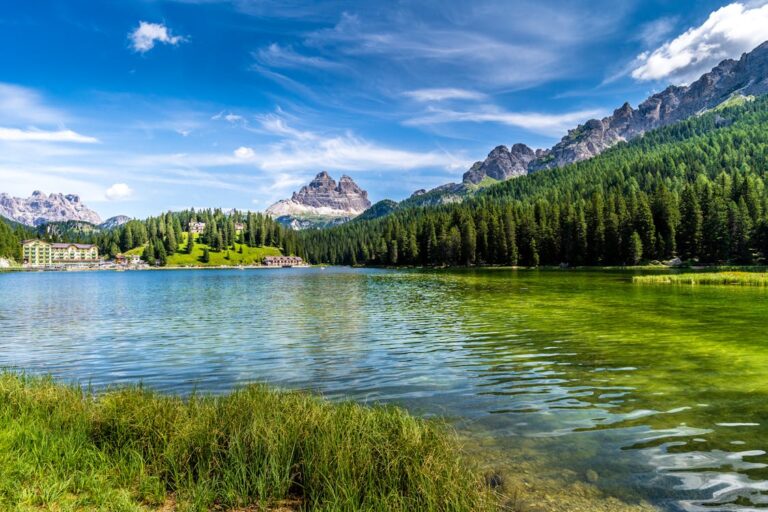 Tous les conseils pour une randonnée inoubliable à travers les Dolomites